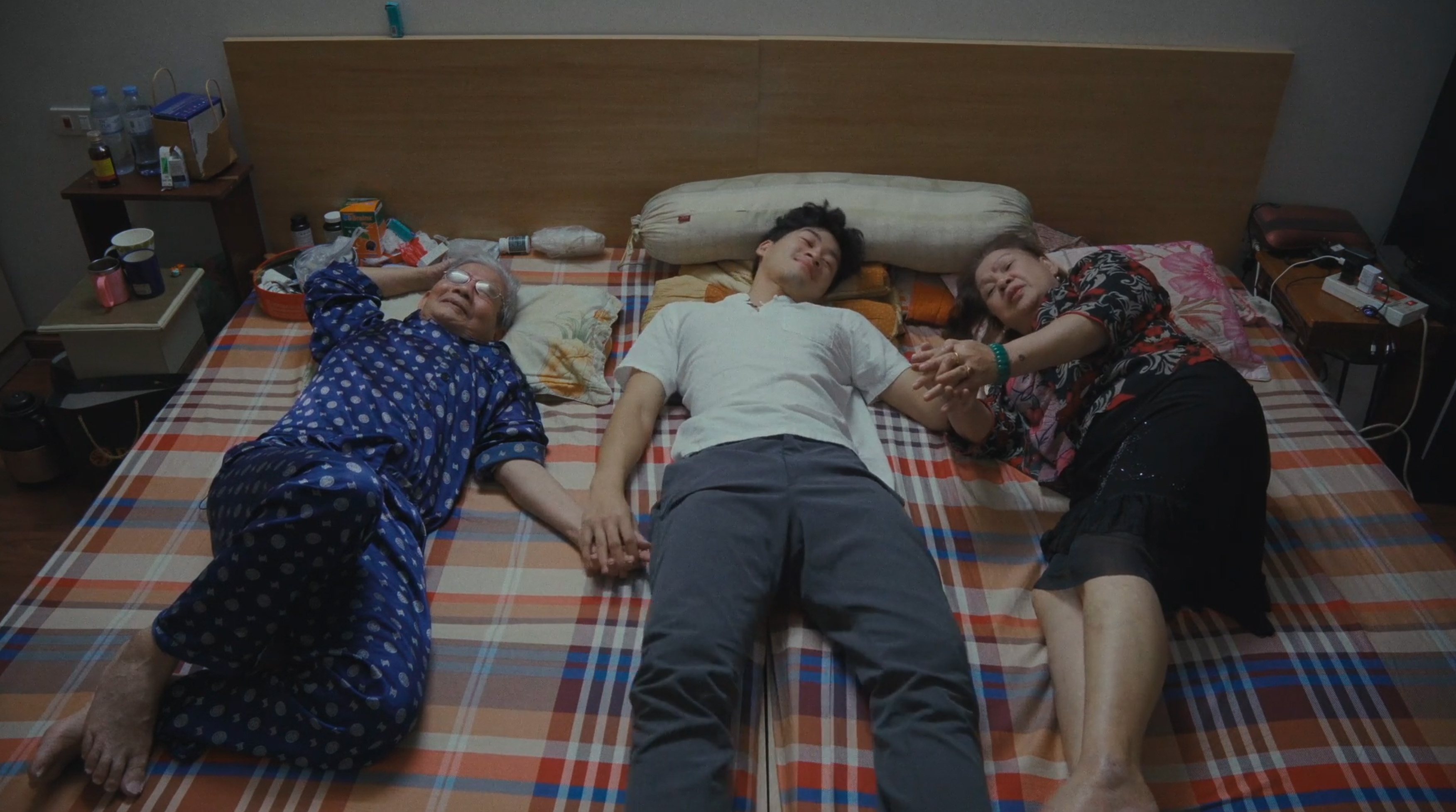 Filmstill von "Zuhause ist dort, wo die Sternfrüchte sauer sind"